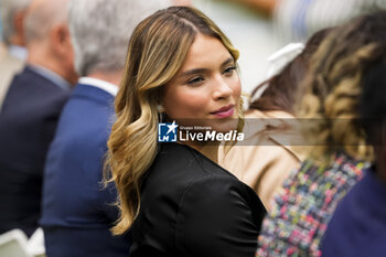 2024-07-27 - Gabriely Miranda, model and Endrick's girlfriend, seen during the presentation of Endrick Felipe as new player of Real Madrid at Estadio Santiago Bernabeu on July 27, 2024 in Madrid, Spain. - REAL MADRID UNVEILS NEW SIGNING ENDRICK - OTHER - SOCCER