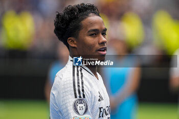 2024-07-27 - Endrick Felipe Moreira de Sousa poses for photos with Real Madrid jersey during his presentation at Estadio Santiago Bernabeu on July 27, 2024 in Madrid, Spain. - REAL MADRID UNVEILS NEW SIGNING ENDRICK - OTHER - SOCCER