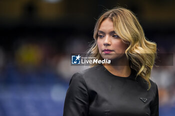 2024-07-27 - Gabriely Miranda, model and Endrick's girlfriend, seen during the presentation of Endrick Felipe as new player of Real Madrid at Estadio Santiago Bernabeu on July 27, 2024 in Madrid, Spain. - REAL MADRID UNVEILS NEW SIGNING ENDRICK - OTHER - SOCCER