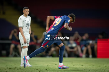 2024-08-12 - Lamine Yamal (FC Barcelona) looks on during a Joan Gamper Trophy at Estadi Olimpic Lluis Companys in Barcelona, Spain, on August 12 2024. Photo by Felipe Mondino - TROFEU JOAN GAMPER: FC BARCELONA - AS MONACO - OTHER - SOCCER