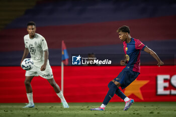 2024-08-12 - Lamine Yamal (FC Barcelona) controls the ball during a Joan Gamper Trophy at Estadi Olimpic Lluis Companys in Barcelona, Spain, on August 12 2024. Photo by Felipe Mondino - TROFEU JOAN GAMPER: FC BARCELONA - AS MONACO - OTHER - SOCCER