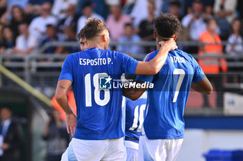 2024-09-05 - Pio Esposito (ITA) celebrates after scoring the gol of 2-0 during the UEFA U21 Euro 2025 Qualifier match between Italy and San Marino at the Domenico Francioni Stadium on September 5, 2024 in Latina, Italy. - UEFA UNDER 21 - ITALY VS SAN MARINO - OTHER - SOCCER