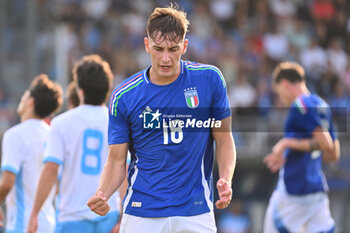 2024-09-05 - Pio Esposito (ITA) celebrates after scoring the gol of 5-0 during the UEFA U21 Euro 2025 Qualifier match between Italy and San Marino at the Domenico Francioni Stadium on September 5, 2024 in Latina, Italy. - UEFA UNDER 21 - ITALY VS SAN MARINO - OTHER - SOCCER