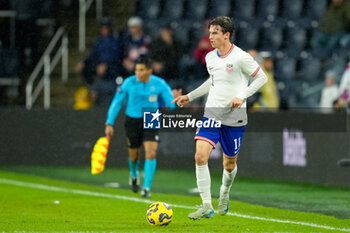 2024-11-18 - United States midfielder Brenden Aaronson (11) moves the ball - CONCACAF NATIONS LEAGUE - USA VS JAMAICA - OTHER - SOCCER