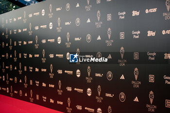 2024-10-28 - The official sign ahead of the red carpet ceremony of the Ballon d'Or (Golden Ball) France Football 2024 on 28 October 2024 at Theatre du Chatelet in Paris, France - FOOTBALL - BALLON D'OR 2024 - RED CARPET CEREMONY - OTHER - SOCCER