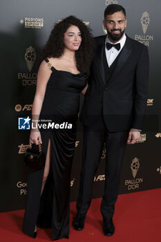 2024-10-28 - Giorgi Mamardashvili and Elene Epitashvili attend the 68th Ballon D'Or France Football 2024 photocall on October 28, 2024 at Theatre du Chatelet in Paris, France - FOOTBALL - BALLON D'OR 2024 - OTHER - SOCCER