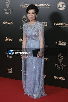 2024-10-28 - Michelle Kang, President of Olympique Lyonnais Women attends the 68th Ballon D'Or France Football 2024 photocall on October 28, 2024 at Theatre du Chatelet in Paris, France - FOOTBALL - BALLON D'OR 2024 - OTHER - SOCCER