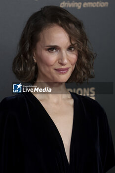 2024-10-28 - Natalie Portman attends the 68th Ballon D'Or France Football 2024 photocall on October 28, 2024 at Theatre du Chatelet in Paris, France - FOOTBALL - BALLON D'OR 2024 - OTHER - SOCCER