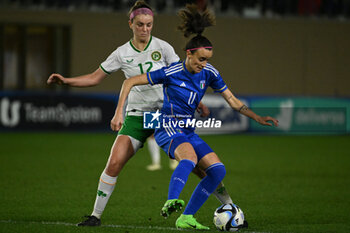 2024-02-23 - Caitlin Hayes (IRL) and Barbara Bonansea (ITA) during the Women's International Friendly Match between Italy Women's National Team vs Ireland Women's National Team on 23 February 2024 at 