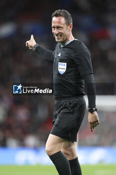 2024-03-23 - Referee Artur Manuel Ribeiro Soares Dias during the International Friendly football match between England and Brazil on 23 March 2024 at Wembley Stadium in London, England - FOOTBALL - FRIENDLY GAME - ENGLAND V BRAZIL - FRIENDLY MATCH - SOCCER
