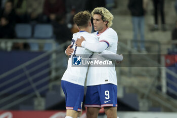 2024-03-25 - Cade Cowell of USA celebrates his goal with Griffin Yow (left) during the International Under 23 Friendly football match between France U23 and United States, USA U23 on March 25, 2024 at Stade Auguste Bonal in Sochaux Montbeliard, France - FOOTBALL - U23 FRIENDLY GAME - FRANCE V USA - FRIENDLY MATCH - SOCCER
