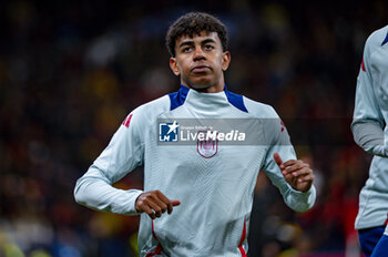 2024-03-26 - Lamine Yamal of Spain warming up during the friendly football match among the national teams of Spain and Brazil at Estadio Santiago Bernabeu, Madrid. - SPAIN VS BRAZIL - FRIENDLY MATCH - SOCCER