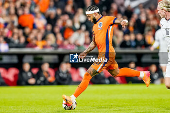 2024-06-10 - Memphis Depay of Netherlands shoots to score during the International Friendly football match between Netherlands and Iceland on June 10, 2024 at Stadion Feijenoord de Kuip in Rotterdam, Netherlands - FOOTBALL - FRIENDLY GAME - NETHERLANDS V ICELAND - FRIENDLY MATCH - SOCCER