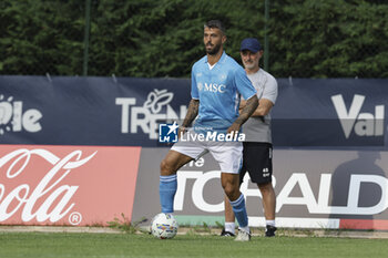 2024-07-16 - Napoli's Italian defender Leonardo Spinazzola controls the ball during friendly match SSC Napoli Anaune val di Non SSC Napoli's 2024-25 preseason training camp in val di sole in Trentino, Dimaro Folgarida

 - NAPOLI VS ANAUNE VAL DI NON - FRIENDLY MATCH - SOCCER