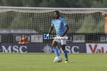 2024-07-16 - Napoli's Cameroonian midfielder Andre Frank Zambo Anguissa controls the ball during friendly match SSC Napoli Anaune val di Non SSC Napoli's 2024-25 preseason training camp in val di sole in Trentino, Dimaro Folgarida

 - NAPOLI VS ANAUNE VAL DI NON - FRIENDLY MATCH - SOCCER