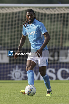 2024-07-16 - Napoli's Cameroonian midfielder Andre Frank Zambo Anguissa controls the ball during friendly match SSC Napoli Anaune val di Non SSC Napoli's 2024-25 preseason training camp in val di sole in Trentino, Dimaro Folgarida

 - NAPOLI VS ANAUNE VAL DI NON - FRIENDLY MATCH - SOCCER