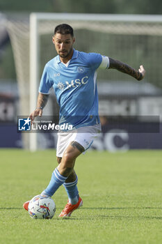 2024-07-16 - Napoli's Italian forward Matteo Politano controls the ball during friendly match SSC Napoli Anaune val di Non SSC Napoli's 2024-25 preseason training camp in val di sole in Trentino, Dimaro Folgarida

 - NAPOLI VS ANAUNE VAL DI NON - FRIENDLY MATCH - SOCCER