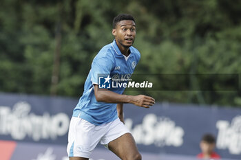 2024-07-16 - Napoli's Swedish midfielder Jens Cajuste controls the ball during friendly match SSC Napoli Anaune val di Non SSC Napoli's 2024-25 preseason training camp in val di sole in Trentino, Dimaro Folgarida

 - NAPOLI VS ANAUNE VAL DI NON - FRIENDLY MATCH - SOCCER