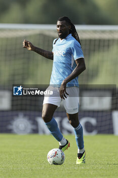 2024-07-16 - Napoli's Cameroonian midfielder Andre Frank Zambo Anguissa controls the ball during friendly match SSC Napoli Anaune val di Non SSC Napoli's 2024-25 preseason training camp in val di sole in Trentino, Dimaro Folgarida

 - NAPOLI VS ANAUNE VAL DI NON - FRIENDLY MATCH - SOCCER