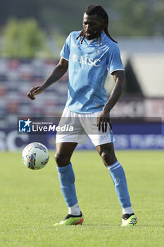 2024-07-16 - Napoli's Cameroonian midfielder Andre Frank Zambo Anguissa controls the ball during friendly match SSC Napoli Anaune val di Non SSC Napoli's 2024-25 preseason training camp in val di sole in Trentino, Dimaro Folgarida

 - NAPOLI VS ANAUNE VAL DI NON - FRIENDLY MATCH - SOCCER