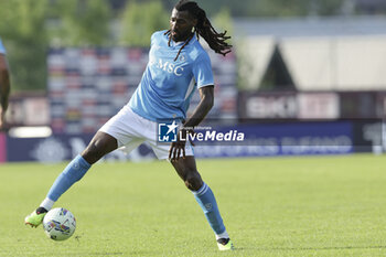 2024-07-16 - Napoli's Cameroonian midfielder Andre Frank Zambo Anguissa controls the ball during friendly match SSC Napoli Anaune val di Non SSC Napoli's 2024-25 preseason training camp in val di sole in Trentino, Dimaro Folgarida

 - NAPOLI VS ANAUNE VAL DI NON - FRIENDLY MATCH - SOCCER