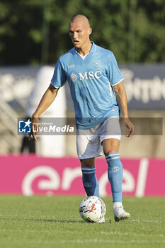 2024-07-16 - Napoli's Norwegian defender Leo Ostigard controls the ball during friendly match SSC Napoli Anaune val di Non SSC Napoli's 2024-25 preseason training camp in val di sole in Trentino, Dimaro Folgarida

 - NAPOLI VS ANAUNE VAL DI NON - FRIENDLY MATCH - SOCCER