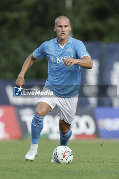 2024-07-16 - Napoli's Norwegian defender Leo Ostigard controls the ball during friendly match SSC Napoli Anaune val di Non SSC Napoli's 2024-25 preseason training camp in val di sole in Trentino, Dimaro Folgarida

 - NAPOLI VS ANAUNE VAL DI NON - FRIENDLY MATCH - SOCCER