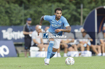 2024-07-16 - Napoli's Belgian forward Cyril Ngonge controls the ball during friendly match SSC Napoli Anaune val di Non SSC Napoli's 2024-25 preseason training camp in val di sole in Trentino, Dimaro Folgarida

 - NAPOLI VS ANAUNE VAL DI NON - FRIENDLY MATCH - SOCCER