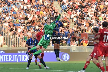 2024-08-02 - Josep Martinez (Inter) saves - PISA SC VS INTER - FC INTERNAZIONALE - FRIENDLY MATCH - SOCCER