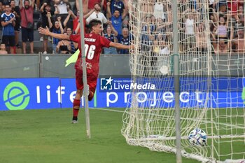 2024-08-02 - Gabriele Piccinini (Pisa) celebrates - PISA SC VS INTER - FC INTERNAZIONALE - FRIENDLY MATCH - SOCCER