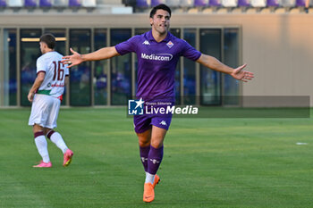 2024-07-19 - ACF Fiorentina's forward Riccardo Sottil celebrates after scoring a goal - ACF FIORENTINA VS AC REGGIANA - FRIENDLY MATCH - SOCCER