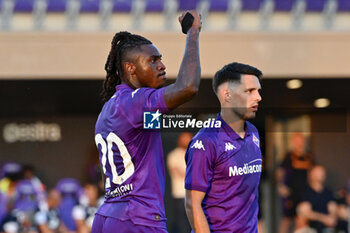 2024-07-19 - ACF Fiorentina's forward Moise Kean celebrates after scoring a goal - ACF FIORENTINA VS AC REGGIANA - FRIENDLY MATCH - SOCCER