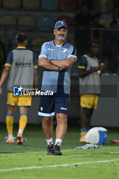 2024-08-03 - Vincenzo Vivarini of Frosinone Calcioduring the friendly match between Frosinone Calcio vs S.S. Lazio 03rd August 2024 at the Benito Stirpe Stadium in Frosinone - FROSINONE VS LAZIO - FRIENDLY MATCH - SOCCER