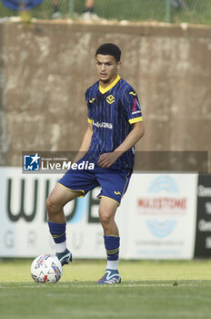 2024-07-17 - Reda Belahyane of Hellas Verona play the ball during Hellas Verona FC vs Top 22 Dilettanti Verona, 1° Test Match, at Centro Sportivo 'La Pineta' on Folgaria (TN), on July 17, 2024. - HELLAS VERONA FC VS TOP 22 DILETTANTI VERONA - FRIENDLY MATCH - SOCCER