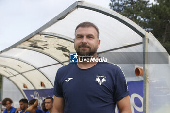 2024-07-17 - Paolo Zanetti Head Coach of Hellas Verona during Hellas Verona FC vs Top 22 Dilettanti Verona, 1° Test Match, at Centro Sportivo 'La Pineta' on Folgaria (TN), on July 17, 2024. - HELLAS VERONA FC VS TOP 22 DILETTANTI VERONA - FRIENDLY MATCH - SOCCER