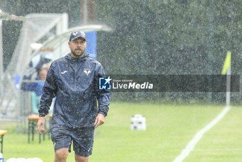 2024-07-24 - Paolo Zanetti Head Coach of Hellas Verona during Hellas Verona FC vs Virtus Verona FC, 3° Test Match, at Centro Sportivo 'La Pineta' on Folgaria (TN), on July 24, 2024. - HELLAS VERONA FC VS VIRTUS VERONA - FRIENDLY MATCH - SOCCER