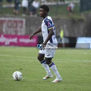 2024-07-24 - Alphadjo Cissè of Hellas Verona during Hellas Verona FC vs Virtus Verona FC, 3° Test Match, at Centro Sportivo 'La Pineta' on Folgaria (TN), on July 24, 2024. - HELLAS VERONA FC VS VIRTUS VERONA - FRIENDLY MATCH - SOCCER