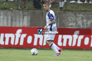 2024-07-24 - Tomas Suslov of Hellas Verona play the ball during Hellas Verona FC vs Virtus Verona FC, 3° Test Match, at Centro Sportivo 'La Pineta' on Folgaria (TN), on July 24, 2024. - HELLAS VERONA FC VS VIRTUS VERONA - FRIENDLY MATCH - SOCCER