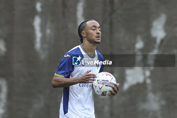 2024-07-24 - Dailon Livramento of Hellas Verona FC during Hellas Verona FC vs Virtus Verona FC, 3° Test Match, at Centro Sportivo 'La Pineta' on Folgaria (TN), on July 24, 2024. - HELLAS VERONA FC VS VIRTUS VERONA - FRIENDLY MATCH - SOCCER