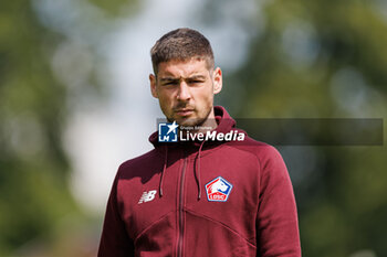 2024-07-24 - Andrej Ilic (OSC Lille) before the Friendly football match between VfL Wolfsburg and LOSC Lille on 24 July 2024 at Jahnstadion in Rheda-Wiedenbrück, Germany - FOOTBALL - FRIENDLY GAME - WOLFSBURG V LILLE - FRIENDLY MATCH - SOCCER