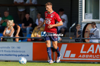 2024-07-24 - Thomas Meunier (OSC Lille) during the Friendly football match between VfL Wolfsburg and LOSC Lille on 24 July 2024 at Jahnstadion in Rheda-Wiedenbrück, Germany - FOOTBALL - FRIENDLY GAME - WOLFSBURG V LILLE - FRIENDLY MATCH - SOCCER