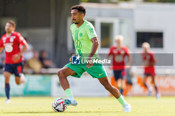 2024-07-24 - Tiago Tomas (VfL Wolfsburg) during the Friendly football match between VfL Wolfsburg and LOSC Lille on 24 July 2024 at Jahnstadion in Rheda-Wiedenbrück, Germany - FOOTBALL - FRIENDLY GAME - WOLFSBURG V LILLE - FRIENDLY MATCH - SOCCER