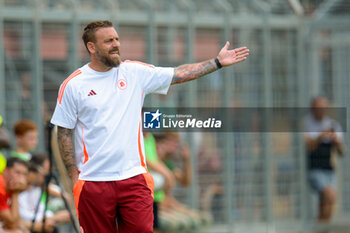 2024-08-03 - Roma's Coach Daniele De Rossi during the friendly match AS Roma - Olympiacos FC at the 