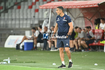 2024-07-31 - Bari’s head coach Moreno Longo during friendly match between Bari vs Salernitana at the San Nicola Stadium in Bari 31 july 2024 - BARI VS SALERNITANA - FRIENDLY MATCH - SOCCER