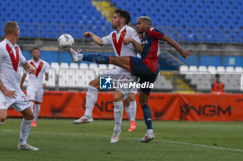 2024-08-01 - Junior Messias of Genoa CFC competes for the ball with Andrea Papetti of Brescia Calcio FC during Brescia Calcio FC vs Genoa CFC, Test Match pre season Serie A Enilive 2024-25, at Mario Rigamonti stadium in Brescia (BS), Italy, on July 20, 2024. - BRESCIA CALCIO VS GENOA CFC - FRIENDLY MATCH - SOCCER