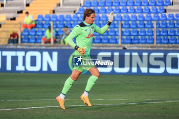 2024-08-04 - Marco Carnesecchi (Atalanta BC) greats the fans - PARMA CALCIO VS ATALANTA BC - FRIENDLY MATCH - SOCCER