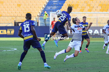 2024-08-04 - Marten de Roon (Atalanta BC) and Wylan Cyprien (Parma Calcio) fight for the ball - PARMA CALCIO VS ATALANTA BC - FRIENDLY MATCH - SOCCER