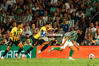 2024-08-03 - Nabil Fekir from Real Betisduring the Friendly football match between Real Betis and Al Ittihad on 3 August 2024 at Benito Villamarín stadium in Sevilla, Spain - FOOTBALL - FRIENDLY GAME - REAL BETIS V AL ITTIHAD - FRIENDLY MATCH - SOCCER