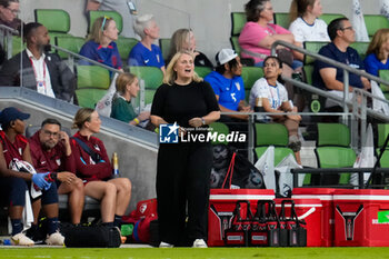 2024-10-24 - United States head coach Emma Hayes - USA WOMEN VS ICELAND WOMEN - FRIENDLY MATCH - SOCCER