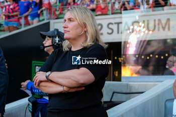 2024-10-24 - United States head coach Emma Hayes looks on from the sideline during pregame ceremonies - USA WOMEN VS ICELAND WOMEN - FRIENDLY MATCH - SOCCER